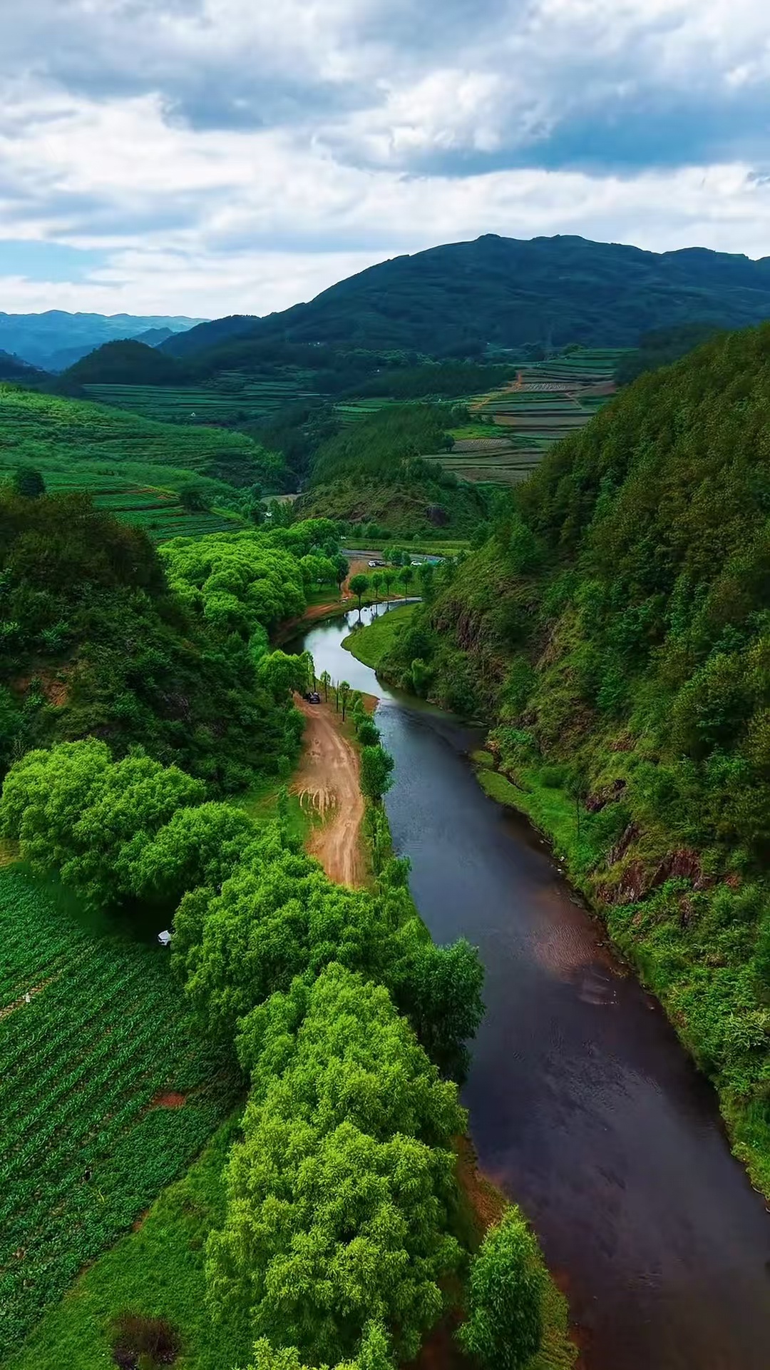 0aeb04946bc1207d7268e1f2293963b9_副本.jpg